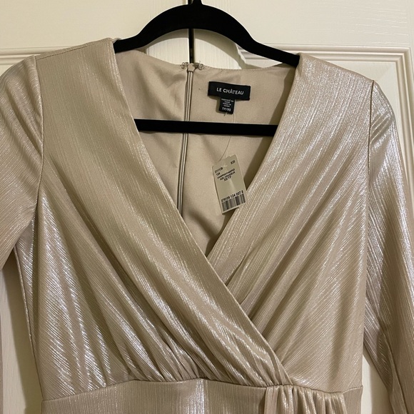 BNWT Le Chateau Cocktail Wrap Dress - Picture 2 of 6